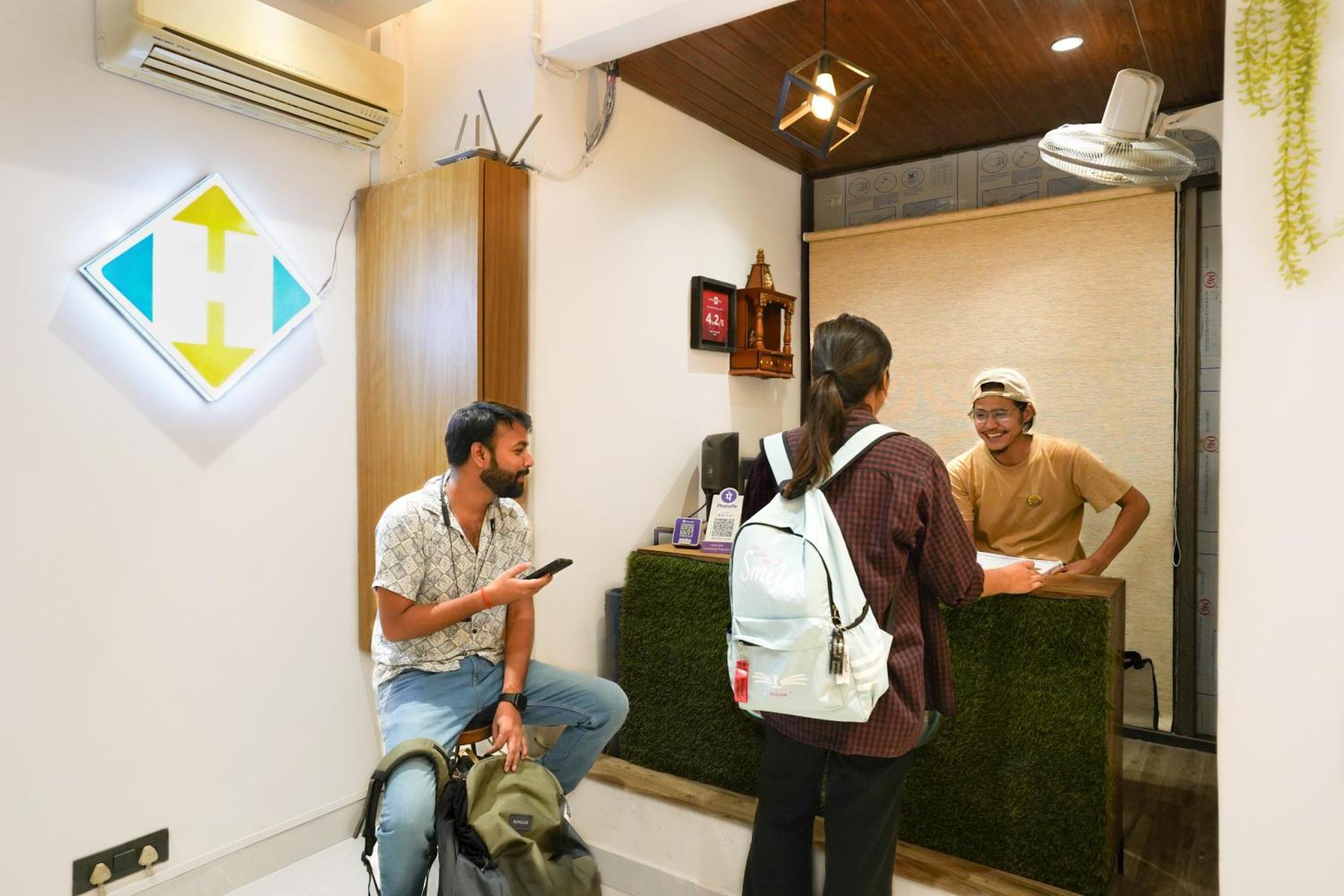 Hide-In Hostel Delhi Yeni Delhi Dış mekan fotoğraf
